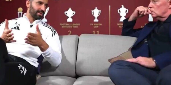 曼联6000万铁腰冬窗或出租马竞！阿莫林对他不满意，可换大英国脚