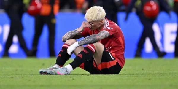 1.66亿镑欧冠收入打水漂！曼联单线作战能否换回亿元转会费新生？