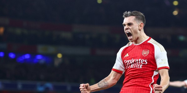 英媒：特罗萨德与阿森纳的续约谈判加速，双方乐观将达成协议