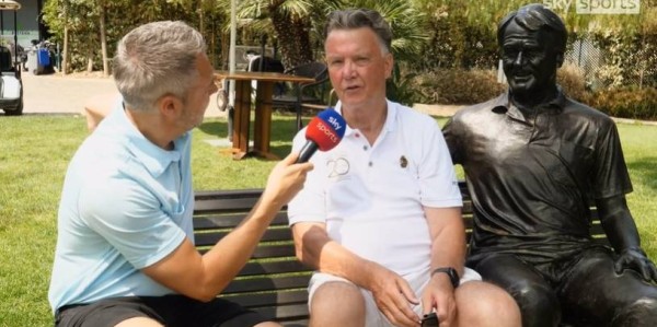 范加尔：我早就说过曼联是一家商业俱乐部 主帅无权决定引援