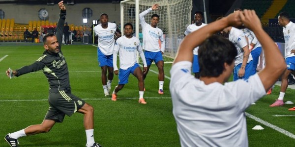 沙尔克04重返德甲的希望：穆斯利奇的战术变革与球队复兴之路