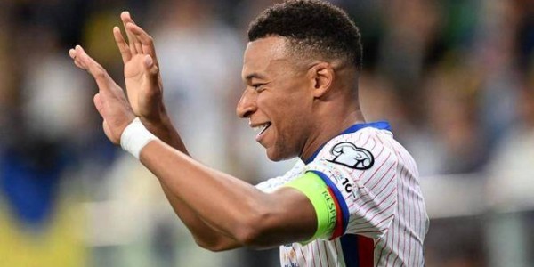 重回欧洲！法国队迎好消息，法甲将签昔日巨星中场，助力世界杯