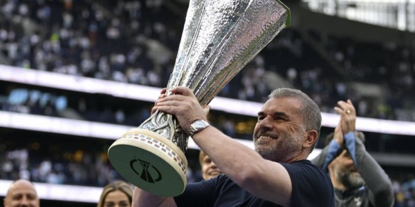 没有第三季！热刺官宣主帅澳波下课 联赛第17+率队夺欧联