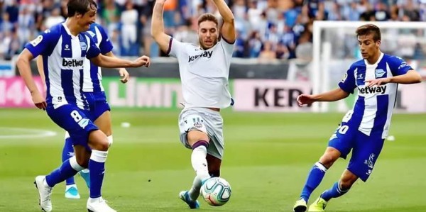 西甲豪强碰撞！第六贝蒂斯迎战第十二巴伦西亚，胜负难料